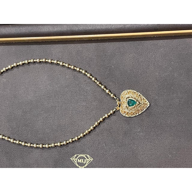 Vintage 14 Karat Yellow Gold Heart Locket WITH Natural Emerald , NO CHAIN For Sale - Image 13 of 18