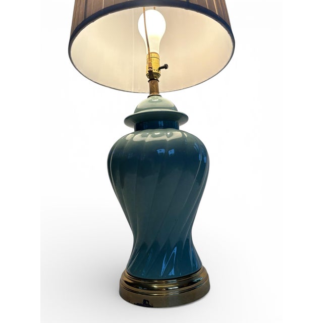 Vintage Chinese Celadon Green Ginger Jar Table Lamp, Brass finish base with the original Finial. Possibly made by: Goodson...