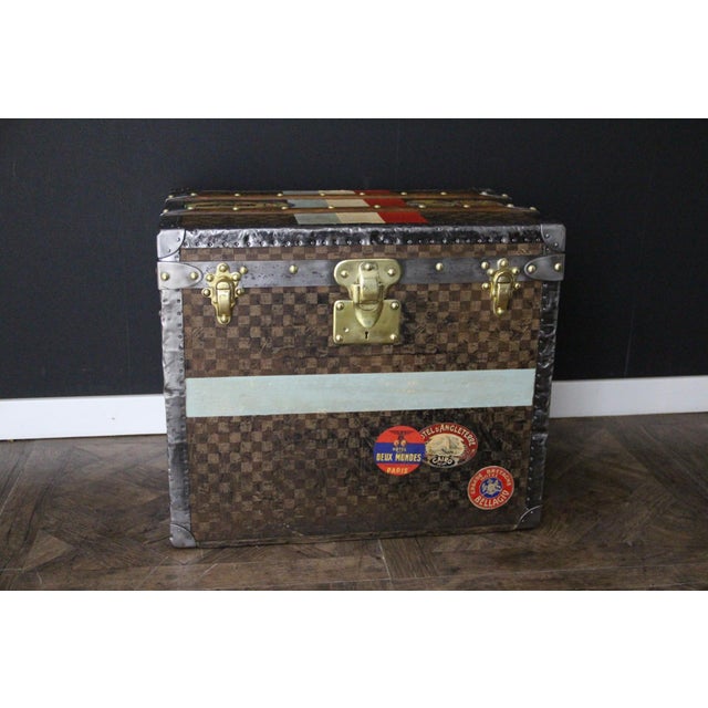 This magnificent Louis Vuitton trunk features the very rare and highly sought-after Damier pattern. This canvas, also...