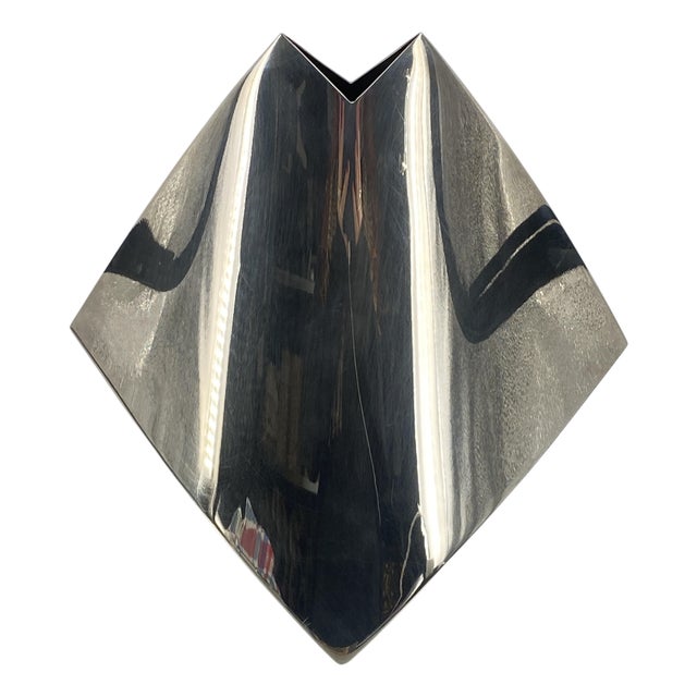 Limited Geometric Flower Vase #71 by Guiliano Malimpesa for Mesa, Italy, 1980s For Sale