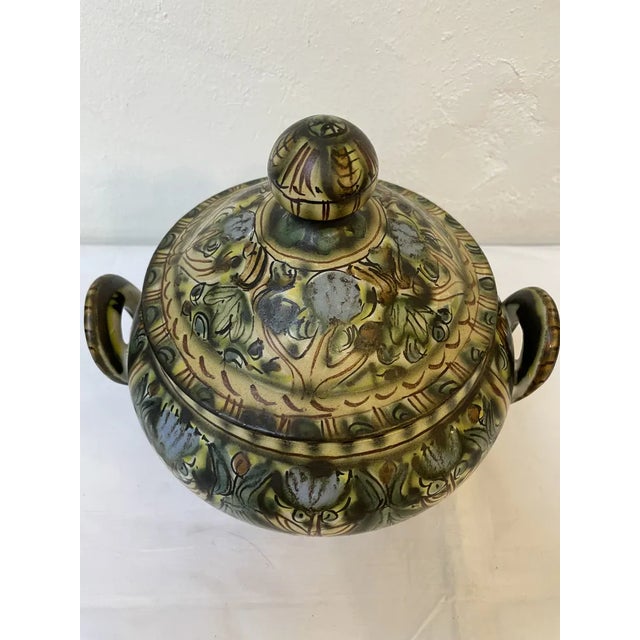 Hand-Painted Ceramic with Lid from Keraluc Quimper, France, 1950s For Sale - Image 6 of 9
