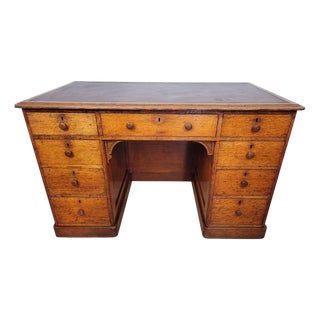 Victorian Writing Desk in Oak and Leather, 1890 For Sale