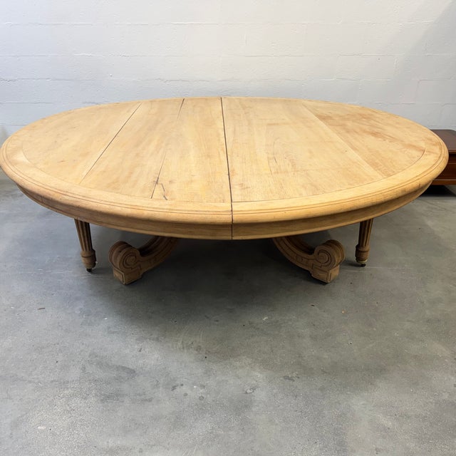 Monumental Banquet Table in Raw Oak For Sale - Image 6 of 18