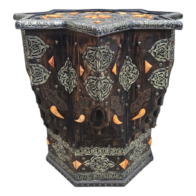 Vintage Moroccan Moorish Bone Inlaid Star Shaped Accent Table For Sale