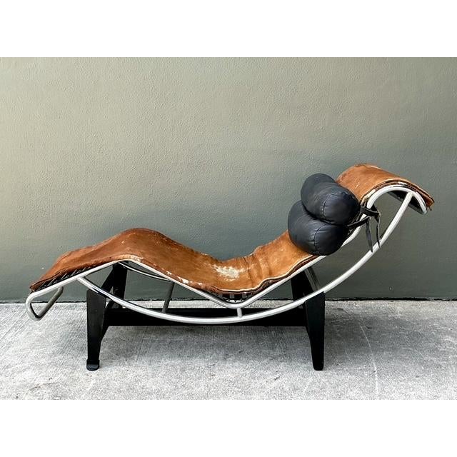 Brown Vintage Lc2 Chaise Lounge After Corbusier For Sale - Image 8 of 12