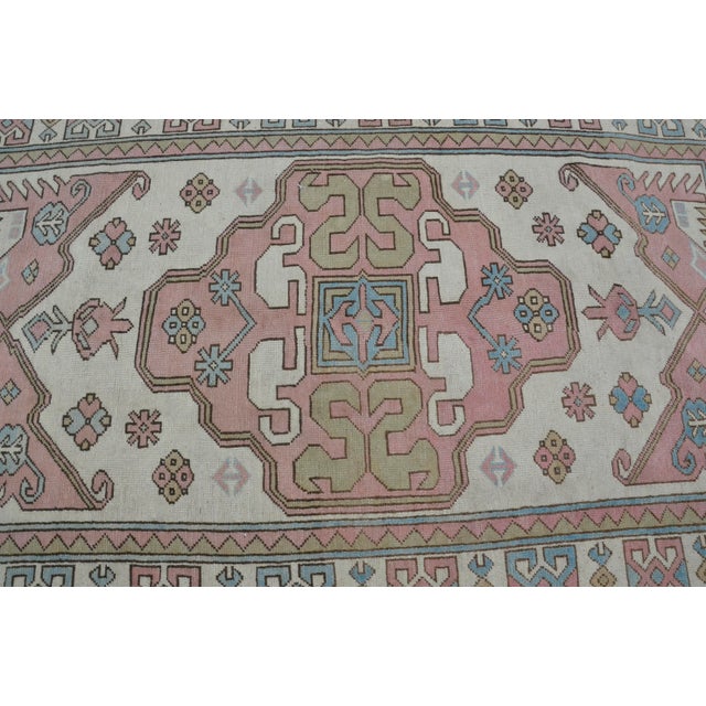 1960s 5x8 Oushak Tribal Anatolian Carpet For Sale - Image 5 of 11