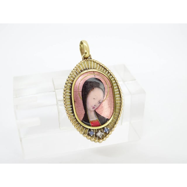 Vintage French 18k Gold and Enamel Pendant, 1900 For Sale - Image 14 of 18