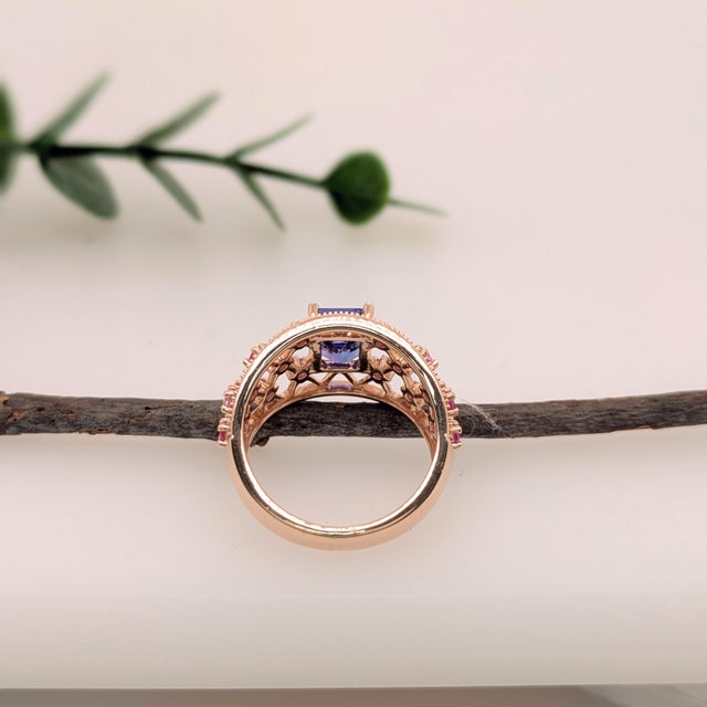 1.4ct Statement Tanzanite Ring w Pink Sapphire Accents in Solid 14K Yellow Gold For Sale In Columbus - Image 6 of 6