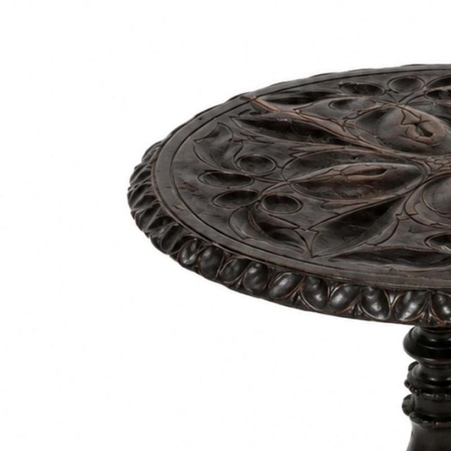 Furniture - Side table - 19th century. Portuguese, 19th century; carved chestnut wood; resting on three legs. Dimensions:...