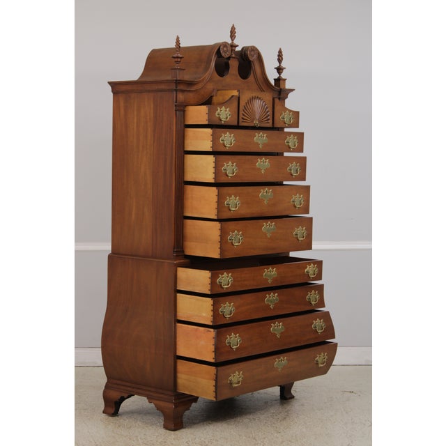 Kittinger Kittinger Cw-190 Colonial Williamsburg Bombe Chest For Sale - Image 4 of 18
