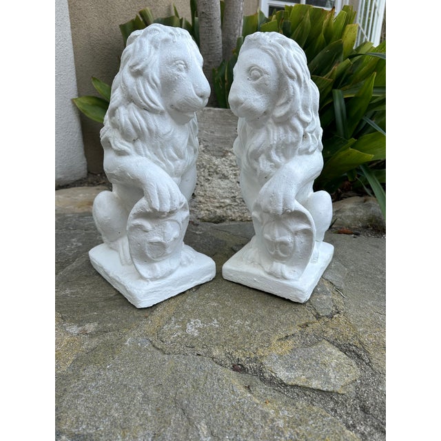 Vintage French White Painted Concrete Lions - A Pair For Sale In Los Angeles - Image 6 of 15