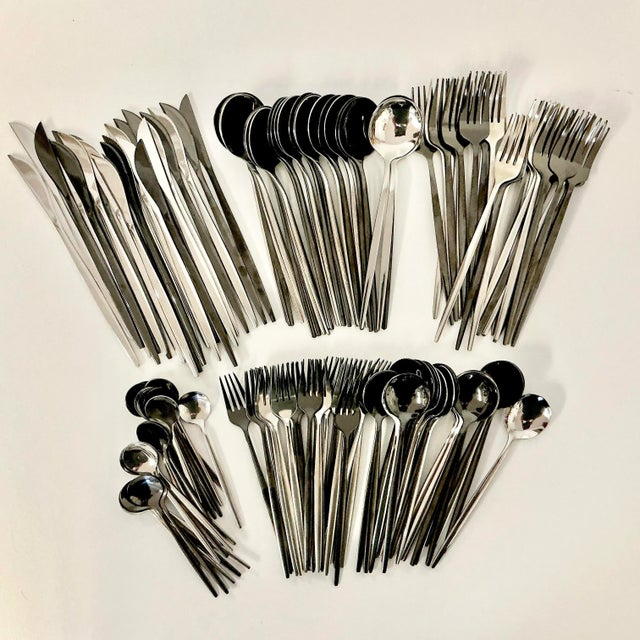 Vintage Contemporary Modern Silver & Black Tone Flatware - 144 Piece Set, 24 Place Settings For Sale - Image 13 of 18