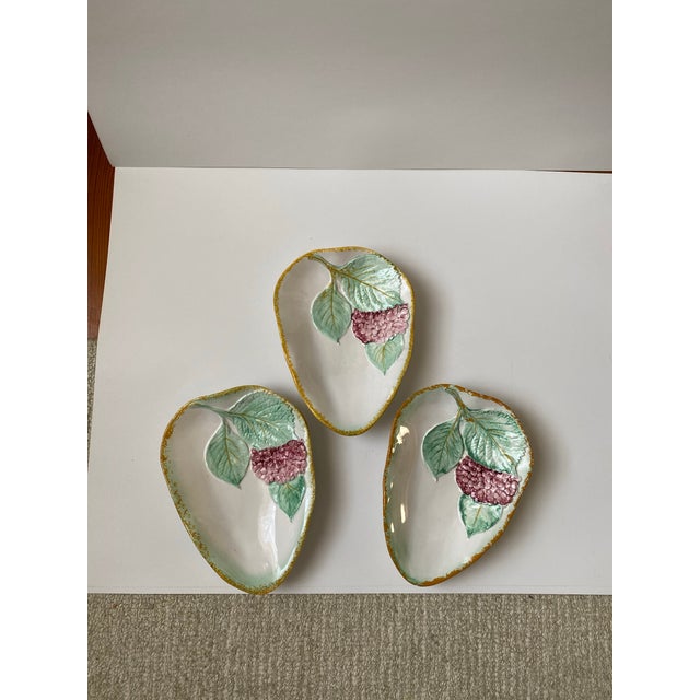 Vintage Italian Hand Painted Plate Set Of 3 Condition: great pre-owned, as shown on the pictures. Dimensions: 9.5’x7’x1.5’