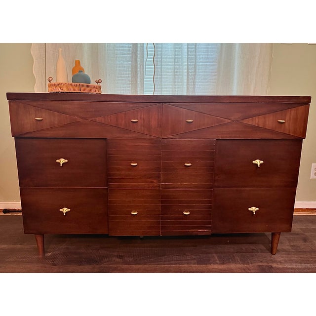 Wood Mid Century Modern- Restored Kent Coffey “The Ensign” Dresser For Sale - Image 7 of 8