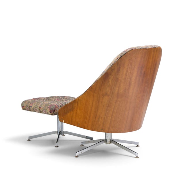 Mid 20th Century Milo Baughman for Thayer Coggin Mid Century Walnut and Chrome Tufted Lounge Chair and Ottoman For Sale - Image 5 of 9