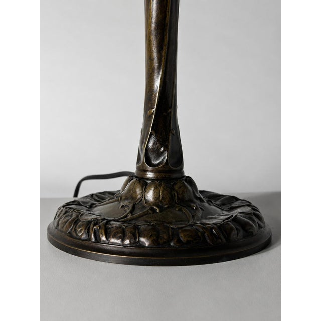 Model 3652 Table Lamp in Brass and Crocodile Glass by Alice Nordin for Arvid Böhlmarks, 1890s For Sale - Image 10 of 10