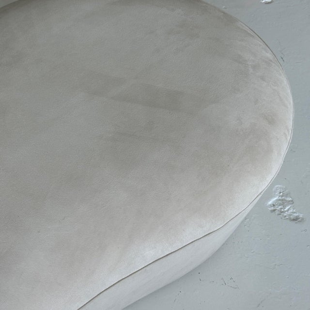 Postmodern Zoe Sofa attributed to Vladimir Kagan for American Leather For Sale - Image 3 of 7