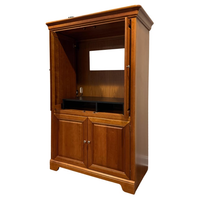 Transitional 1990s Stanley Furniture Entertainment Armoire - 80" Tall Oak Media Cabinet With Sliding Doors, Built-in Outlets & Tv Cutout, Excellent Condition For Sale - Image 3 of 8
