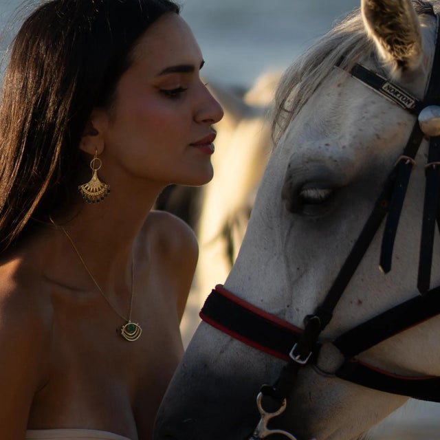 Modern Eternal Vision Emerald Eye Gold Necklace For Sale - Image 3 of 11