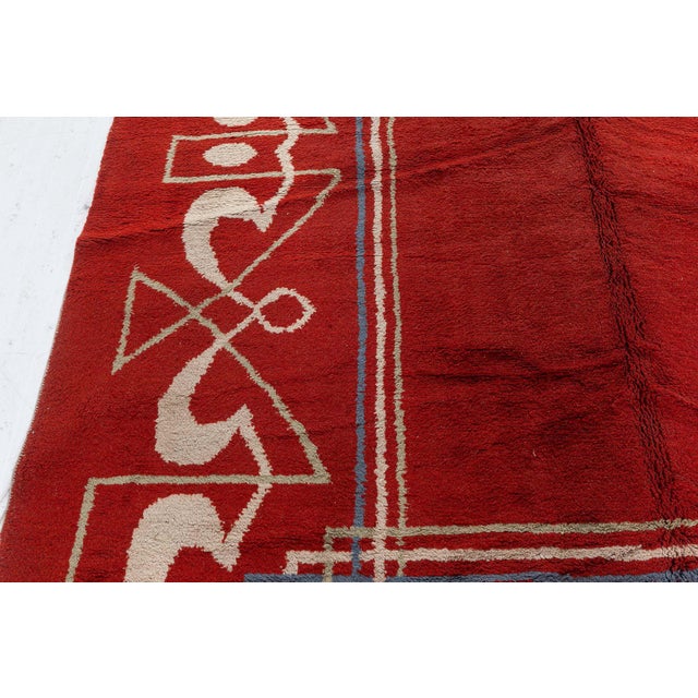 Mid 20th Century Doris Leslie Blau 1940s Vintage European Art Deco Rug in Crimson & Ivory For Sale - Image 5 of 9