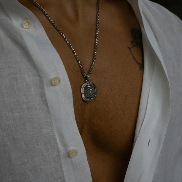 Regal Lion Medallion Men’s Sterling Silver Necklace For Sale - Image 4 of 9