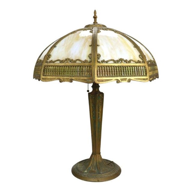 Cream Bradley & Hubbard Style 8-Panel 2-Tone Slag Glass Lamp C1920 For Sale - Image 8 of 11