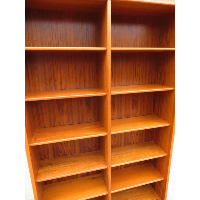 Vintage Danish Modern Teak Double Bookcase Bookshelf Mid Century Hundeved Style Display Shelf For Sale - Image 10 of 16