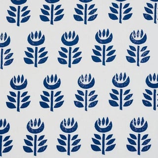 Schumacher Rosenborg Hand Print Fabric in Navy For Sale
