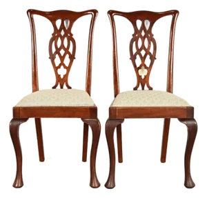 Henredon Style Georgian Carved Mahogany Side Chairs or Dining Chairs, Pair