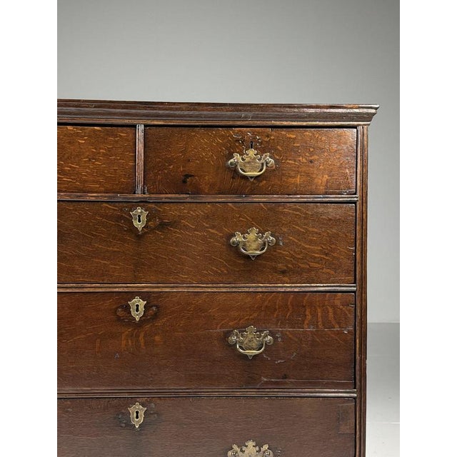 Georgian Chest of Drawers, 18th Century For Sale - Image 17 of 18