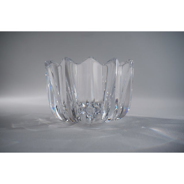 Orrefors crystal Fleur bowl signed by Jan Johansson, 1980`s ca, Sweden. This crystal bowl has been gently cleaned while...