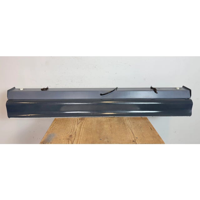 Industrial Grey Enamel Hanging Tube Light from Elektrosvit, 1960s For Sale - Image 10 of 18