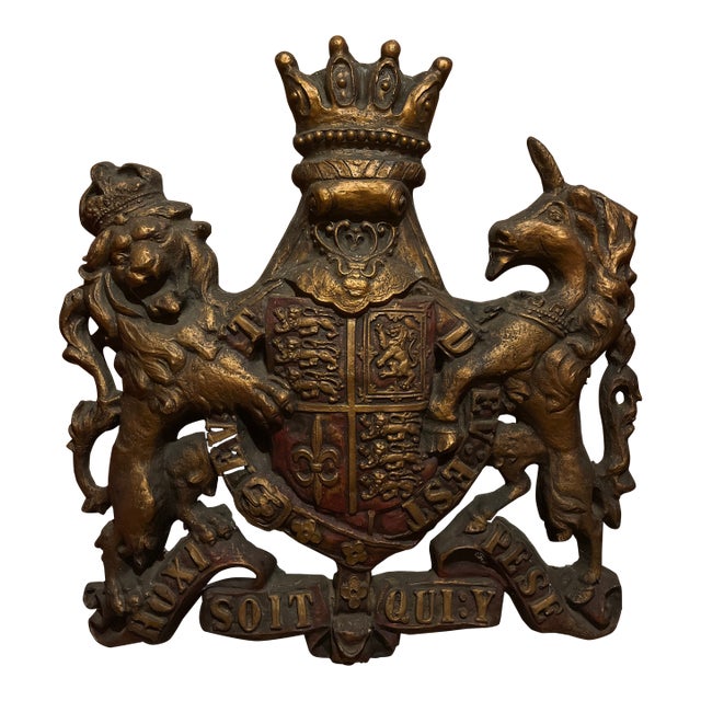 1950s British Coat of Arms Wall Plaque. For Sale