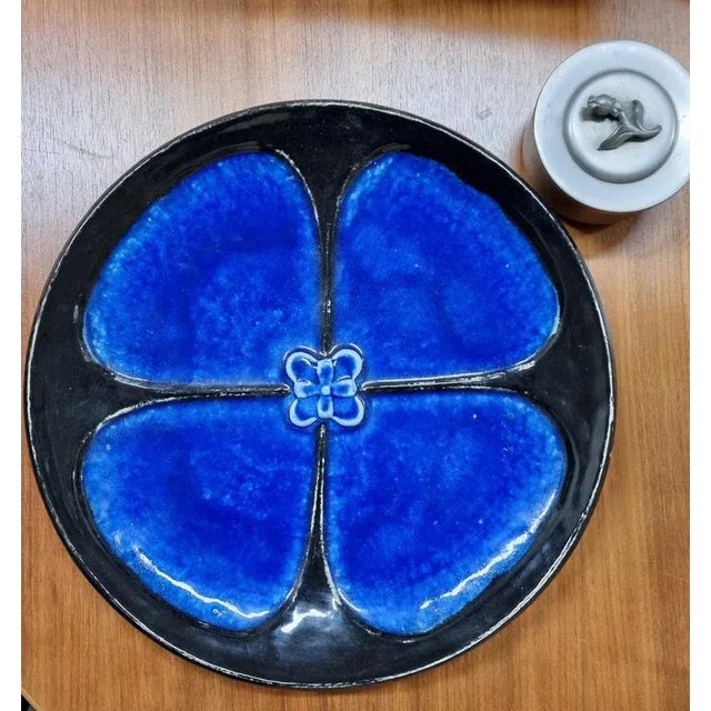Large Scandinavian Modern Decorative Plate by Sylvia Leuchovius for Rörstrand, 1950s For Sale - Image 3 of 8