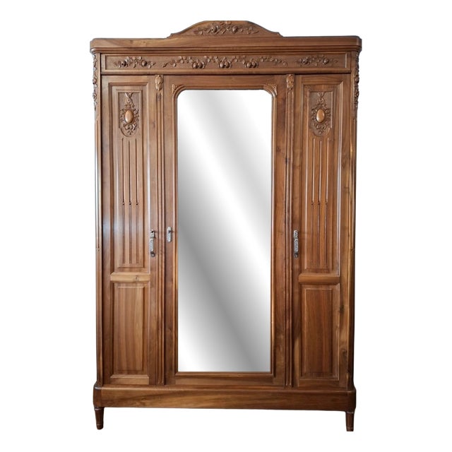 Louis XVI Wardrobe in Walnut Wood For Sale