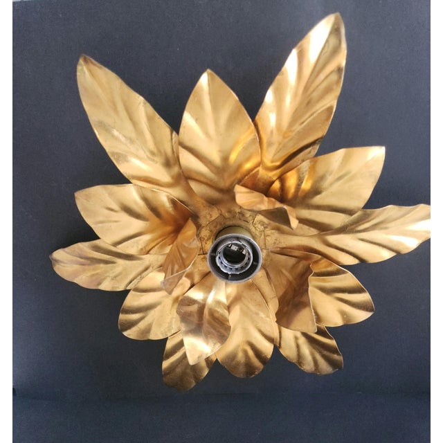 1970s Hollywood Regency Gold-Plated Florentine Floral Wall Lamps from Hans Kögl, Italy, Florence, 1960, Set of 2 For Sale - Image 5 of 17