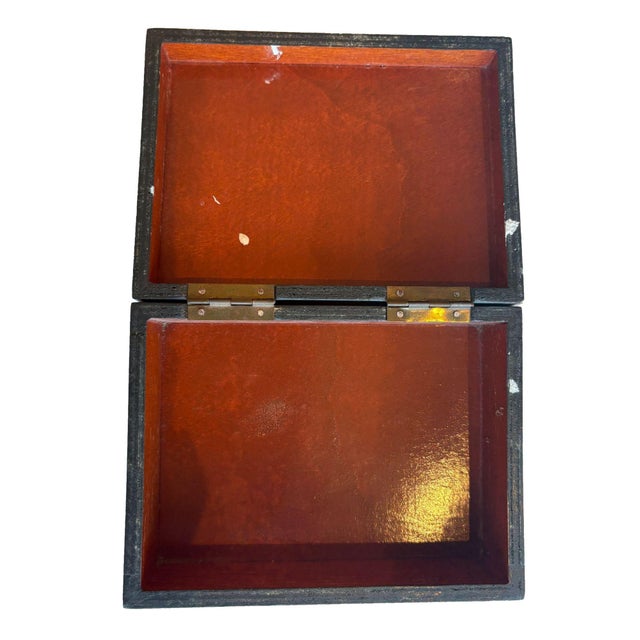 Chinese 1980s Mottahedeh Wood & Lacquer Box For Sale - Image 3 of 6