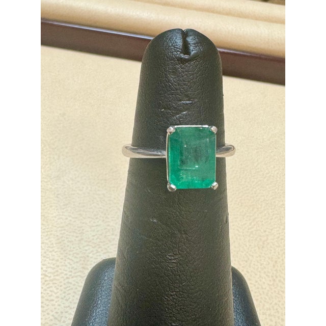 Natural 2.2 Carat Emerald Cut Zambian Emerald Ring in Platinum, Estate, Size 5.5 For Sale - Image 18 of 18