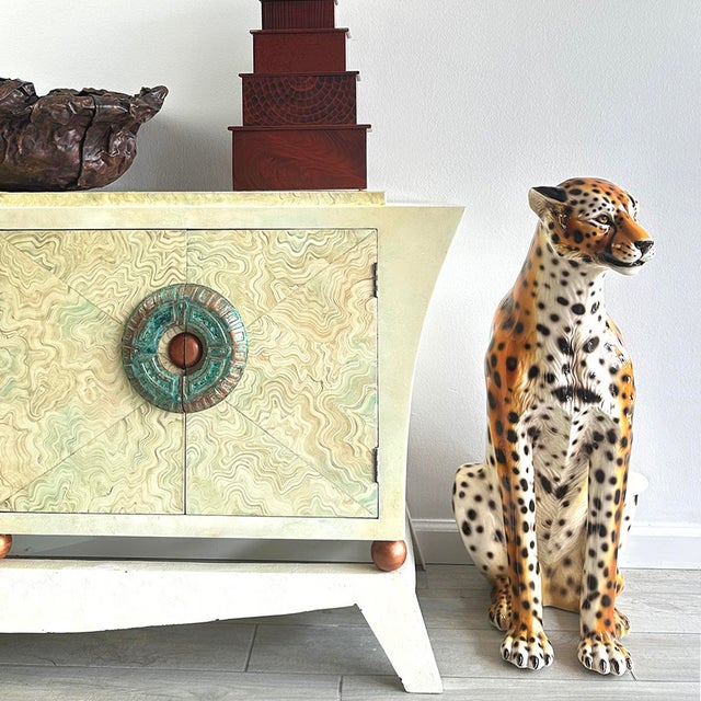 Vintage late 20th century leopard sculpture made in Italy. Vintage hand-painted Italian ceramic leopard sculpture. Life-...