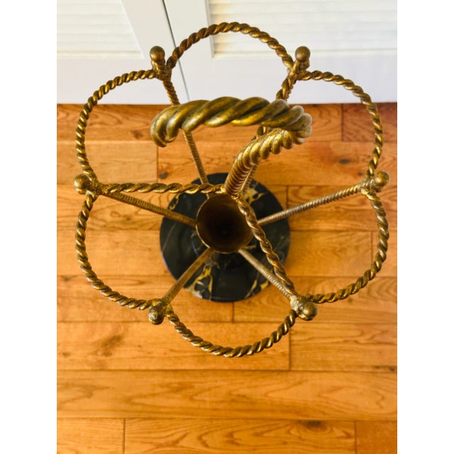 1950s Vintage Italian Rope Metal Gold Gilt Umbrella Form Umbrella Stand For Sale - Image 9 of 10
