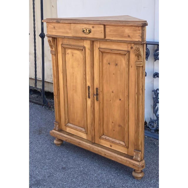 Pine Corner Cupboard With Two Doors and One Drawer For Sale - Image 4 of 14