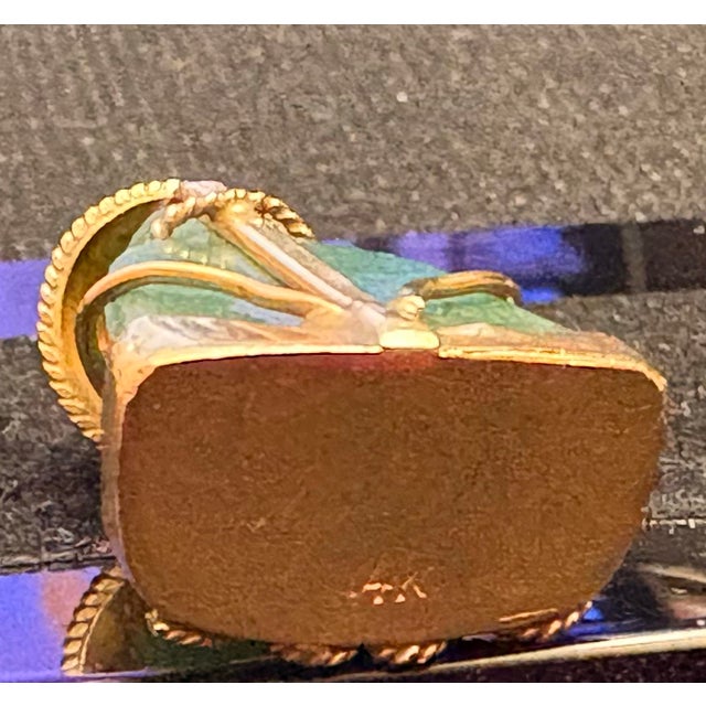 Late 20th Century 14k Yellow Gold Pendant With Hand Carved Jade Sitting Buddha With Chinese Hat. For Sale - Image 5 of 12