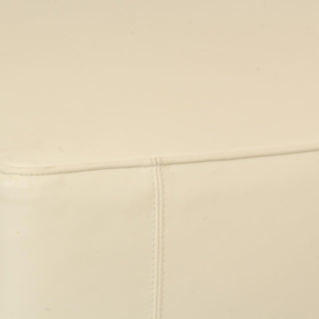 The B&B Italia Andy Ottoman is a sleek and versatile piece that epitomizes modern design and comfort. Upholstered in...