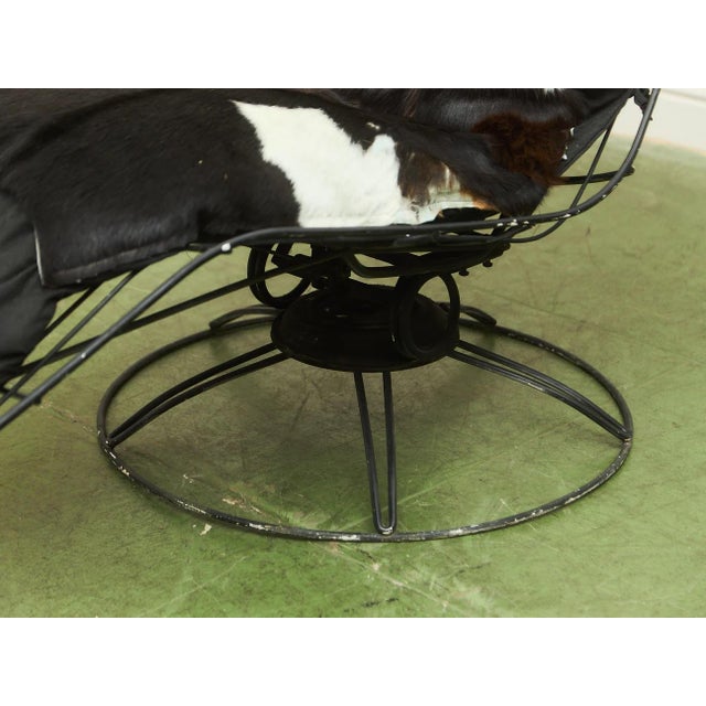 Vintage Homecrest Mid-Century Wire Banana "Siesta" Lounge Chair, Swivels & Rocks For Sale - Image 10 of 12