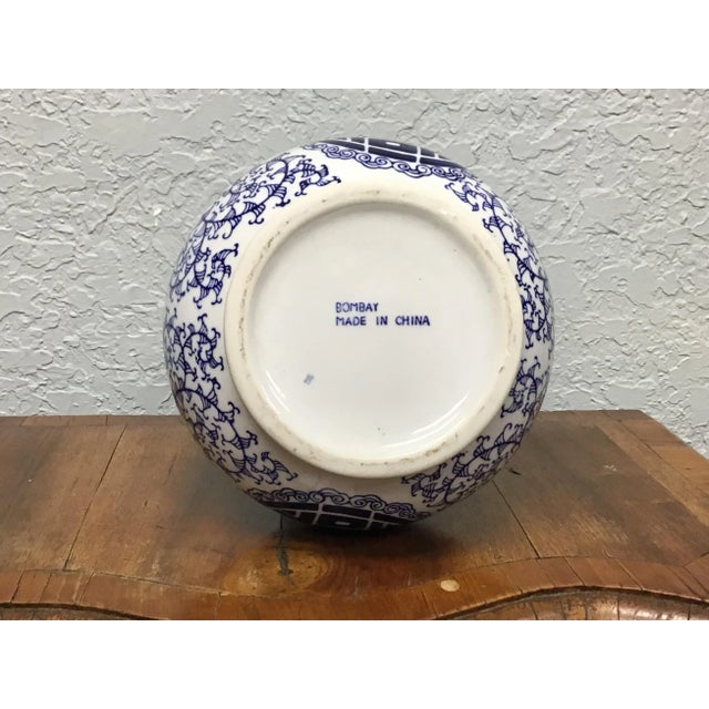 Ceramic Blue and White Chinese VAse For Sale - Image 7 of 9