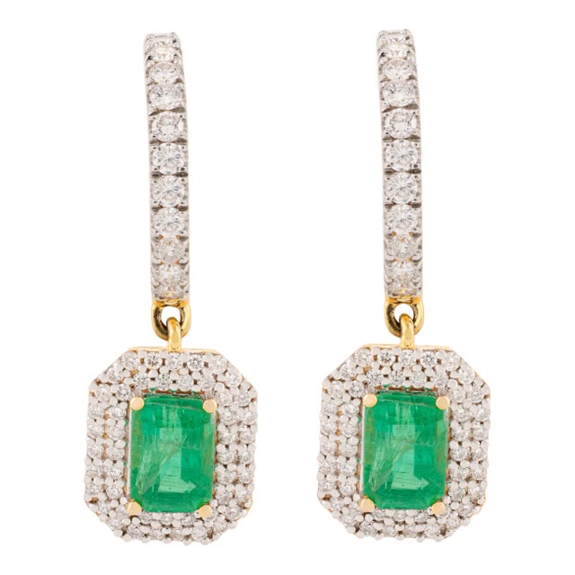Modern 1.85ct Emerald and Diamond C-Hoop Drop Earrings in 14k Yellow Gold- 2 Pieces For Sale - Image 3 of 10