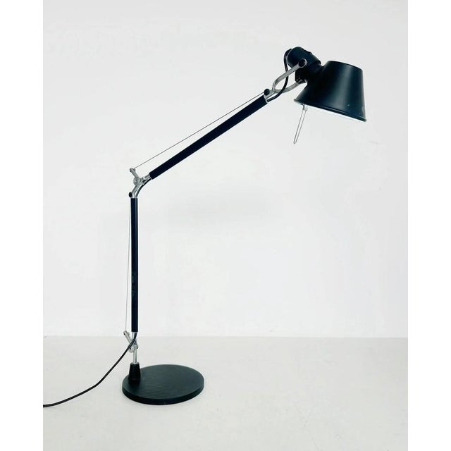 Artemide Vintage Adjustable Tolomeo Desk Lamp by Artemide, 1980s For Sale - Image 4 of 4