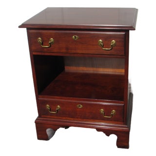 1980s Statton Old Towne Cherry Nightstand Table Designer For Sale