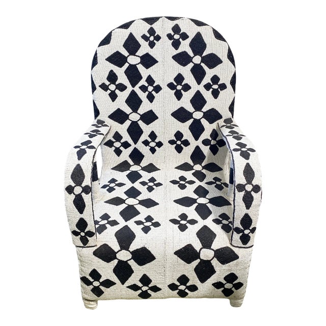 African Nobility Nigerian Yoruba Black& White Beaded Chair For Sale