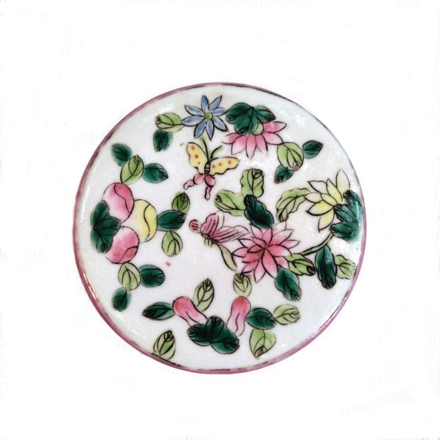 White Late 19th Century Antique Chinese Lidded Jar For Sale - Image 8 of 10